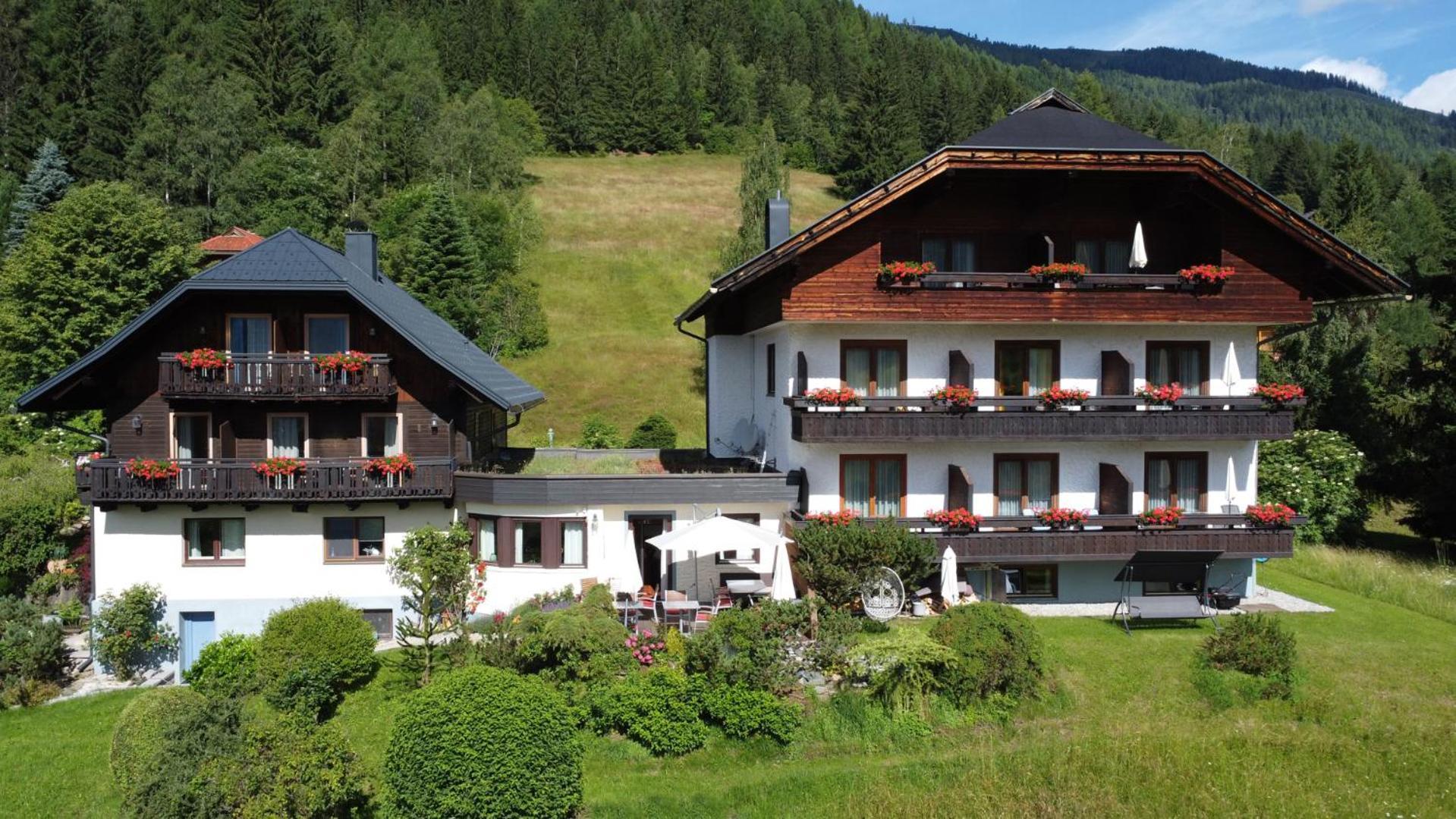 Pension & Appartements Ronacherhof Bad Kleinkirchheim Exterior foto