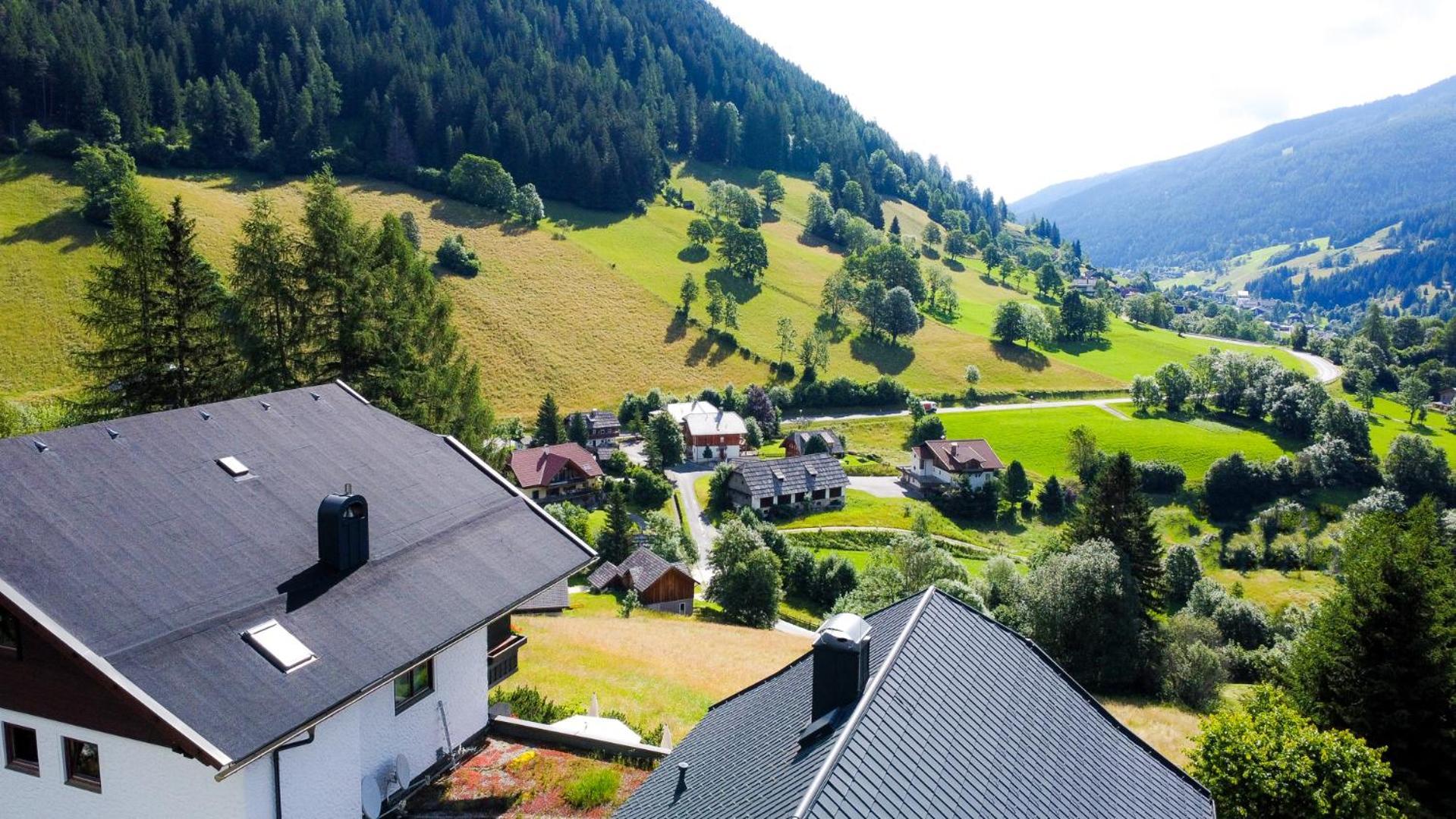 Pension & Appartements Ronacherhof Bad Kleinkirchheim Exterior foto